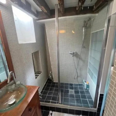 Immersion Dans Le Marais - Centre De Appartamento Parigi